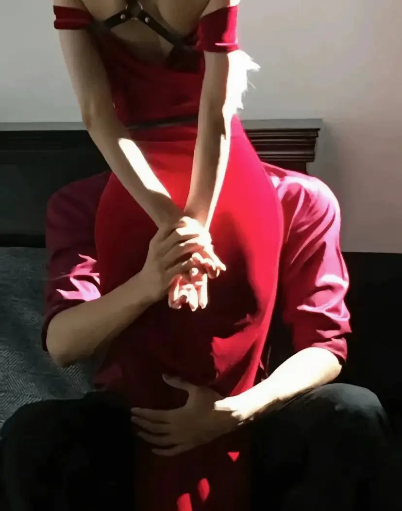 西檬之家-恋足癖是什么？BDSM圈新人入局指南